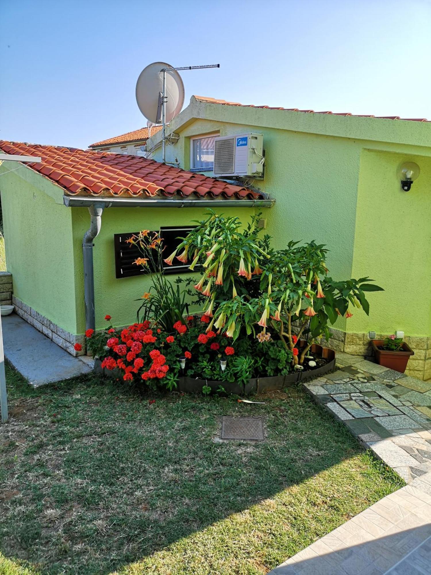 Holiday Home Matosevic Medulin Kültér fotó