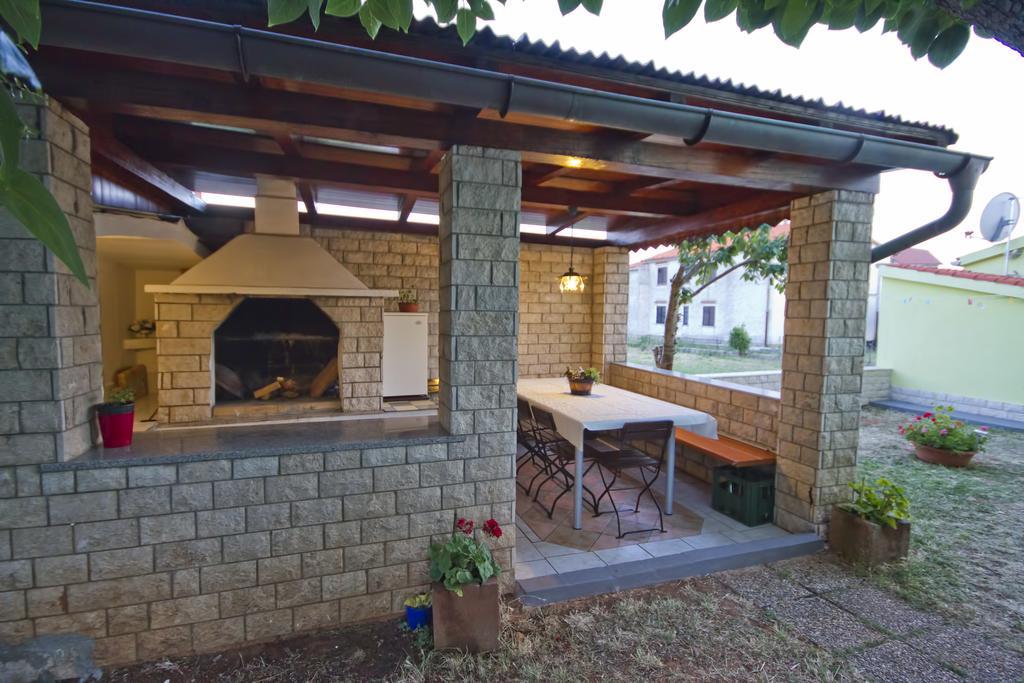 Holiday Home Matosevic Medulin Kültér fotó